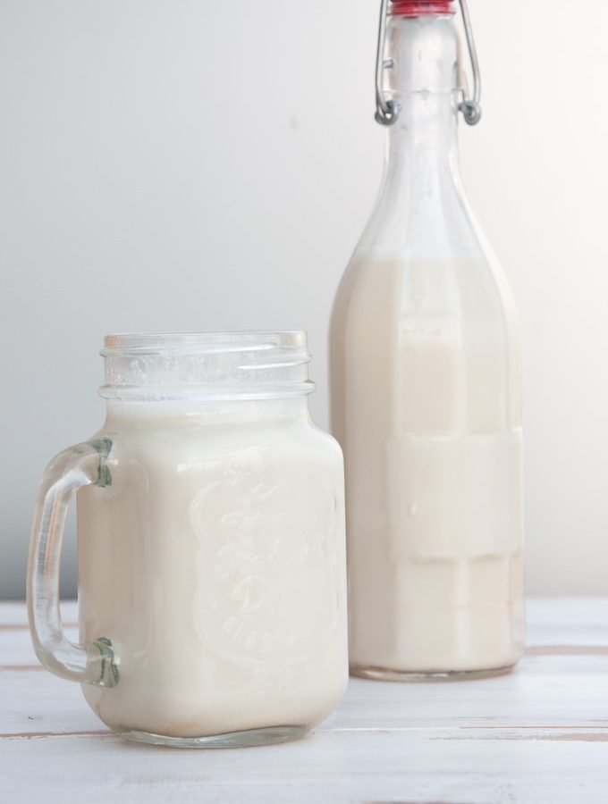 Homemade Almond Milk | ElephantasticVegan.com