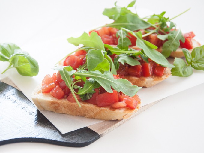 Vegan Tomato Bruschetta