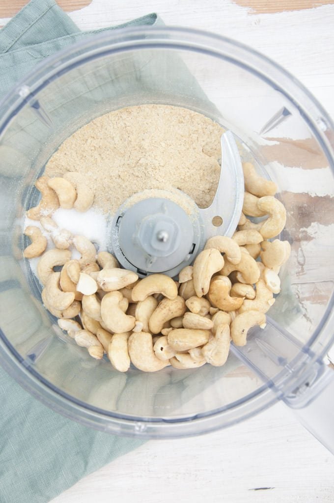 Making Vegan Cashew Parmesan in a food processor