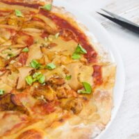 Vegan Chanterelle Pizza with homemade Cheese | ElephantasticVegan.com