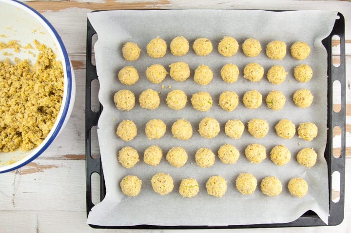 falafel before baking on a baking tray