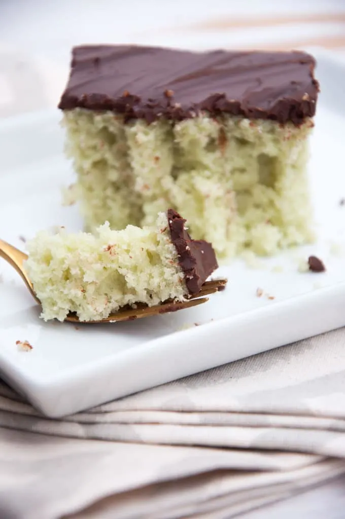 Boozy Poison Cake | ElephantasticVegan.com