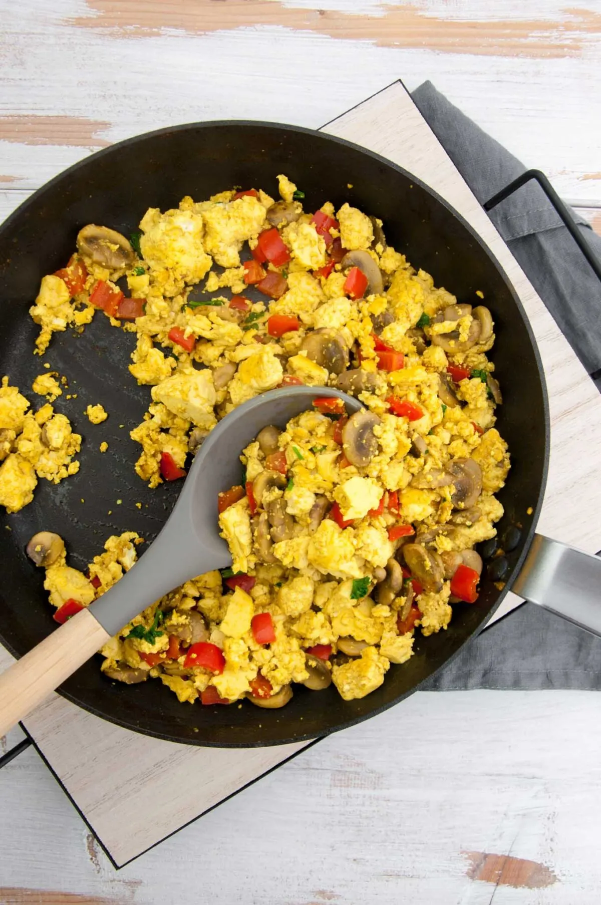 Tofu Scramble with Mushrooms and Bell Pepper in a pan