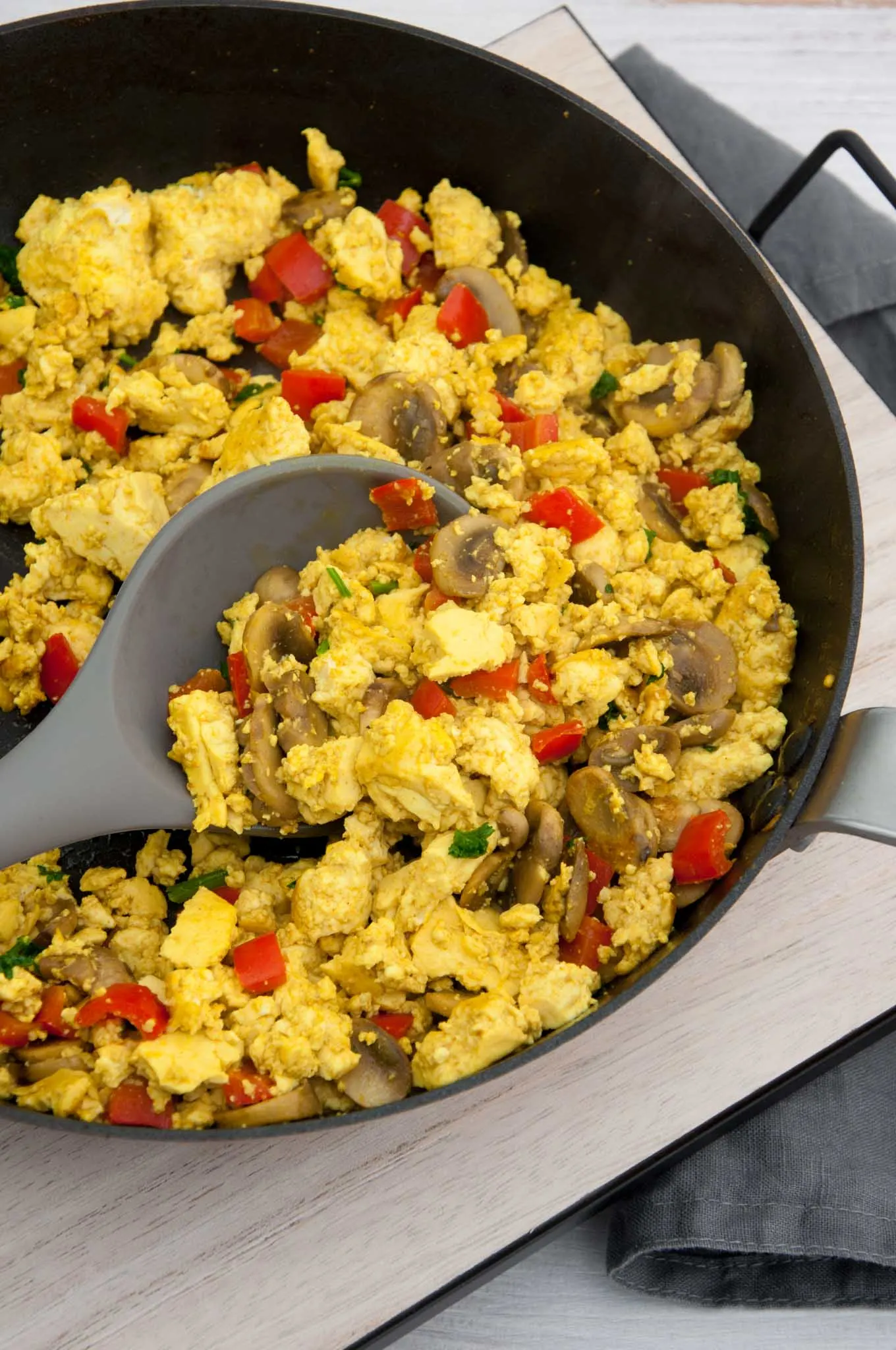 Tofu Scramble with Mushrooms and Bell Pepper in a pan