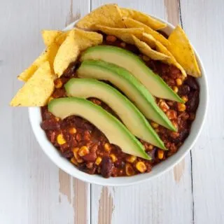 Meaty Vegan Chili con TVP