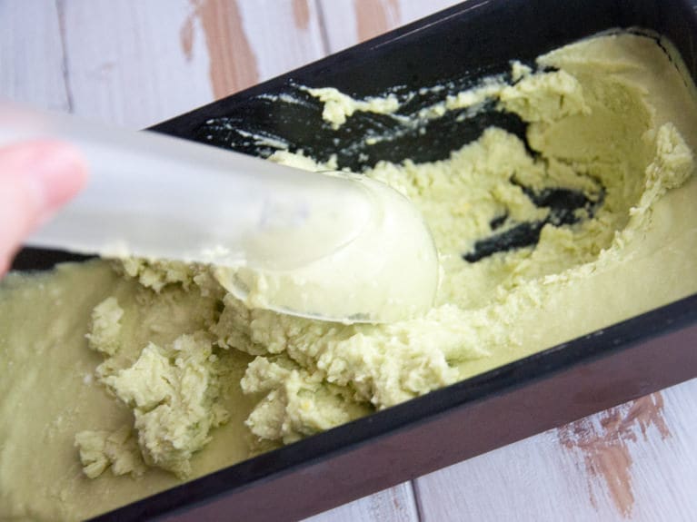 Vegan Avocado Ice Cream | ElephantasticVegan.com