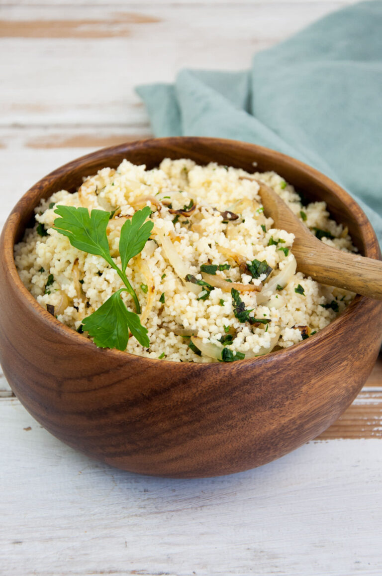 Simple Onion Couscous Recipe Elephantastic Vegan