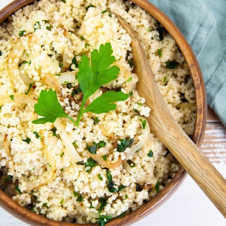 Simple Onion Couscous Recipe Elephantastic Vegan