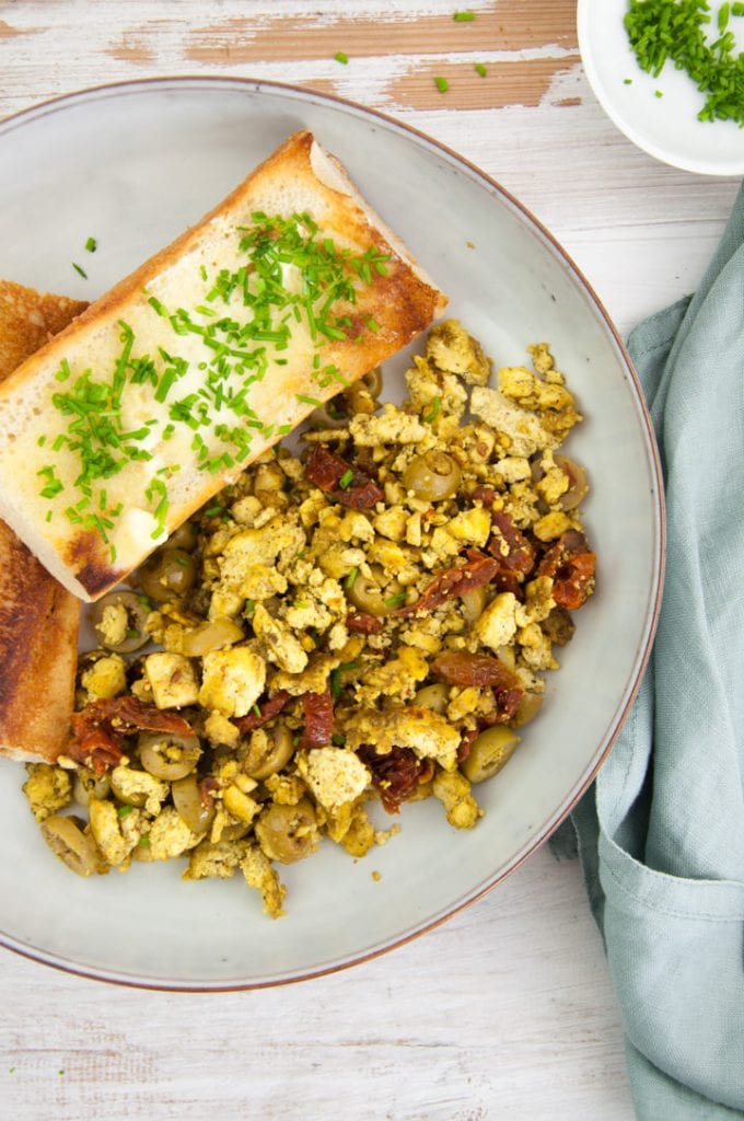 Mediterranean Tofu Scramble