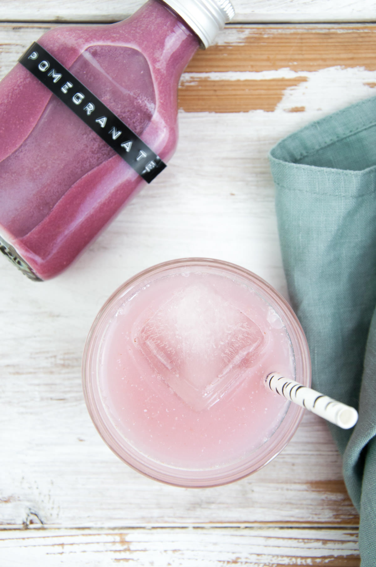 Pomegranate Gin Fizz