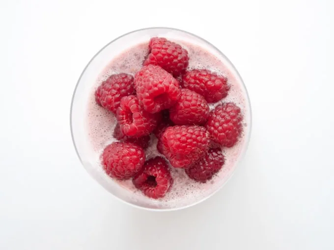 Vegan Raspberry Chia Pudding | ElephantasticVegan.com