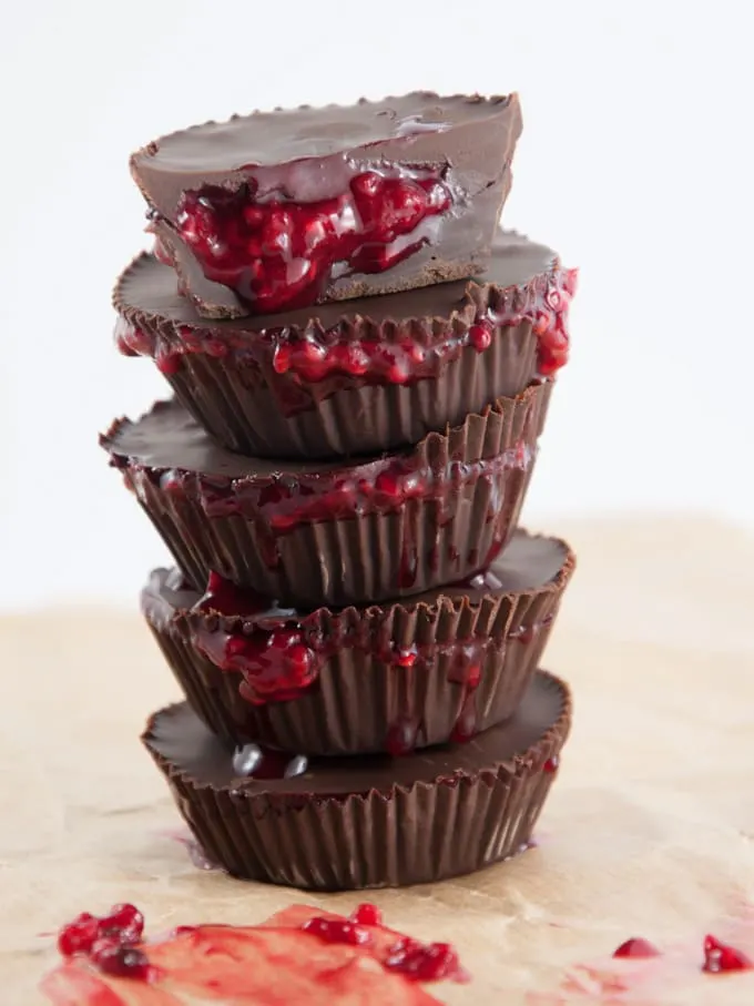 Bloody Cups for Halloween | ElephantasticVegan.com