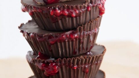 Bloody Cups for Halloween | ElephantasticVegan.com