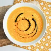 Vegan Carrot Ginger Soup | ElephantasticVegan.com