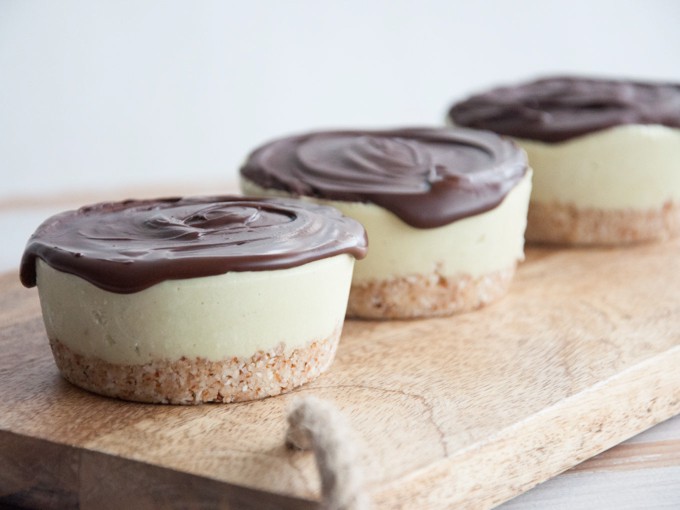 Vegan Coconut Matcha Ice Cream Cakes | ElephantasticVegan.com