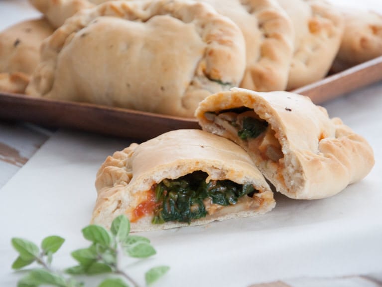 Vegan Mini Calzones | ElephantasticVegan.com