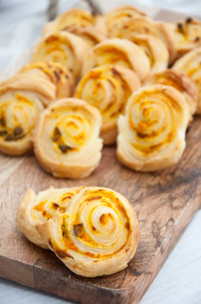 Vegan Pumpkin Basil Pinwheels | ElephantasticVegan.com