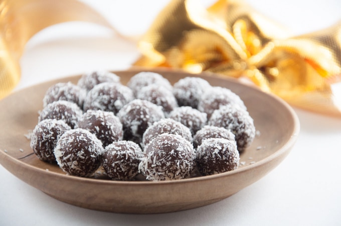 No-Bake Marzipan Rum Balls | ElephantasticVegan.com