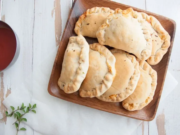 Vegan Mini Calzones | ElephantasticVegan.com