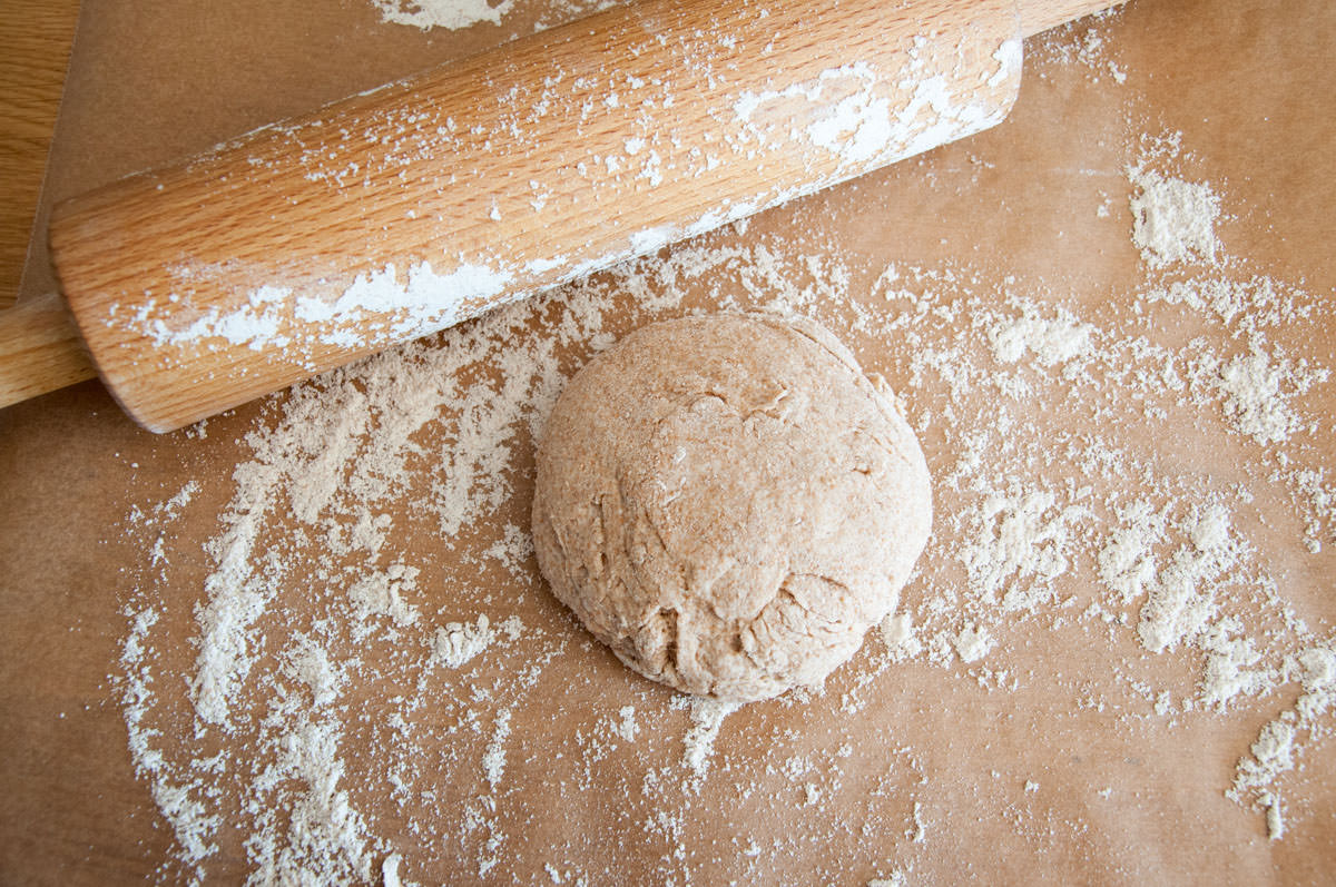 spelt cracker dough