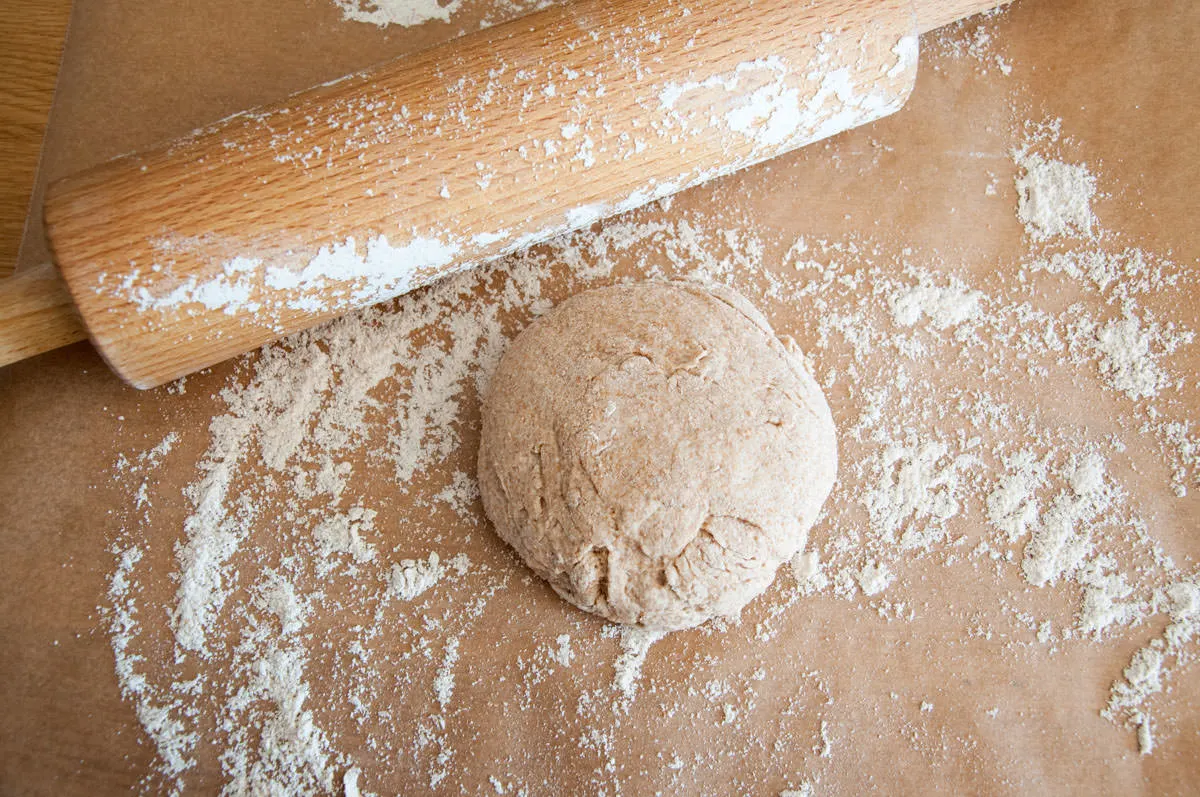 spelt cracker dough