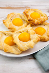 Vegan Puff Pastry Easter Nests with canned apricots