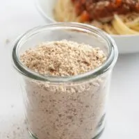 Almigiano - Vegan Almond Parmesan | ElephantasticVegan.com