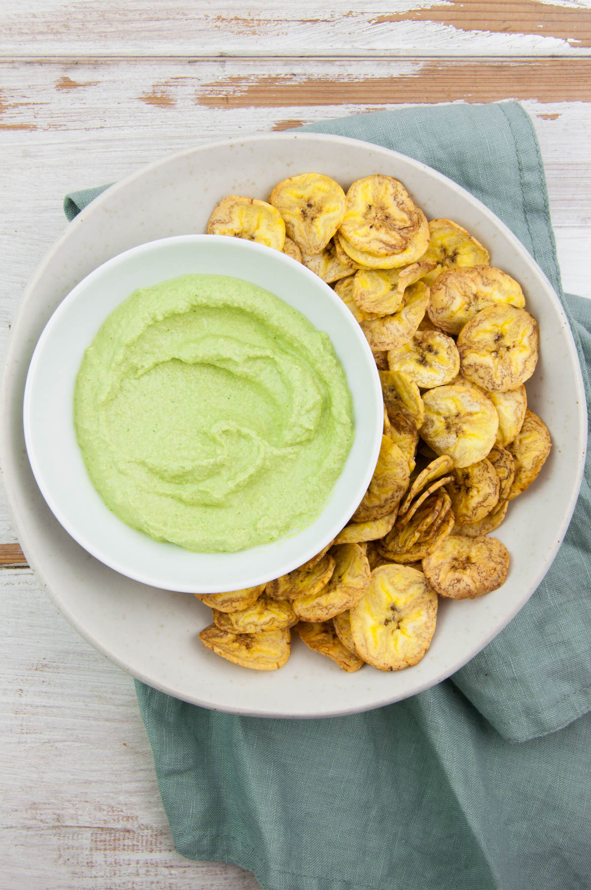 Crispy Potato Twisters Recipe with an Avocado Coriander Dip