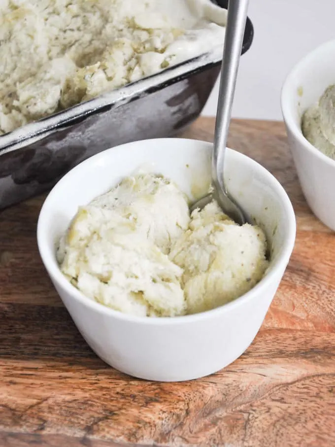 Vegan Minty Cotton Candy Ice Cream made with Aquafaba | ElephantasticVegan.com