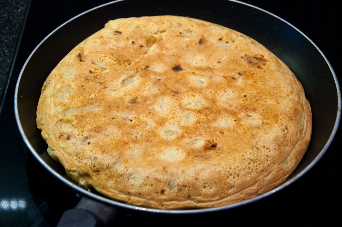 Vegan Tortilla Espanola - Spanish Potato Omelette Recipe