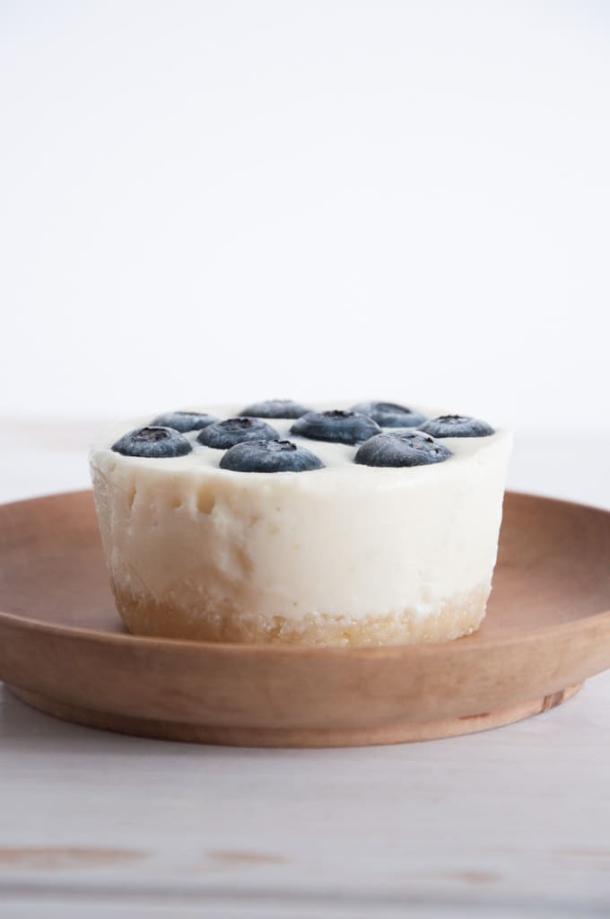 No-Bake Lime Blueberry Cheesecake | ElephantasticVegan.com 