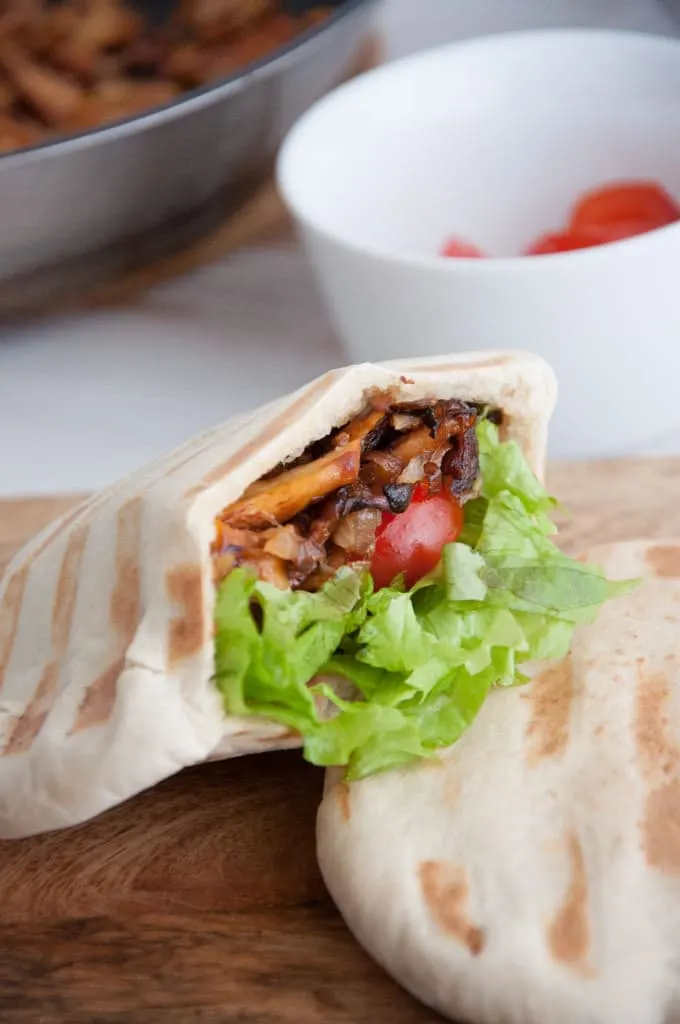 Vegan Chanterelle Pitas | ElephantasticVegan.com 