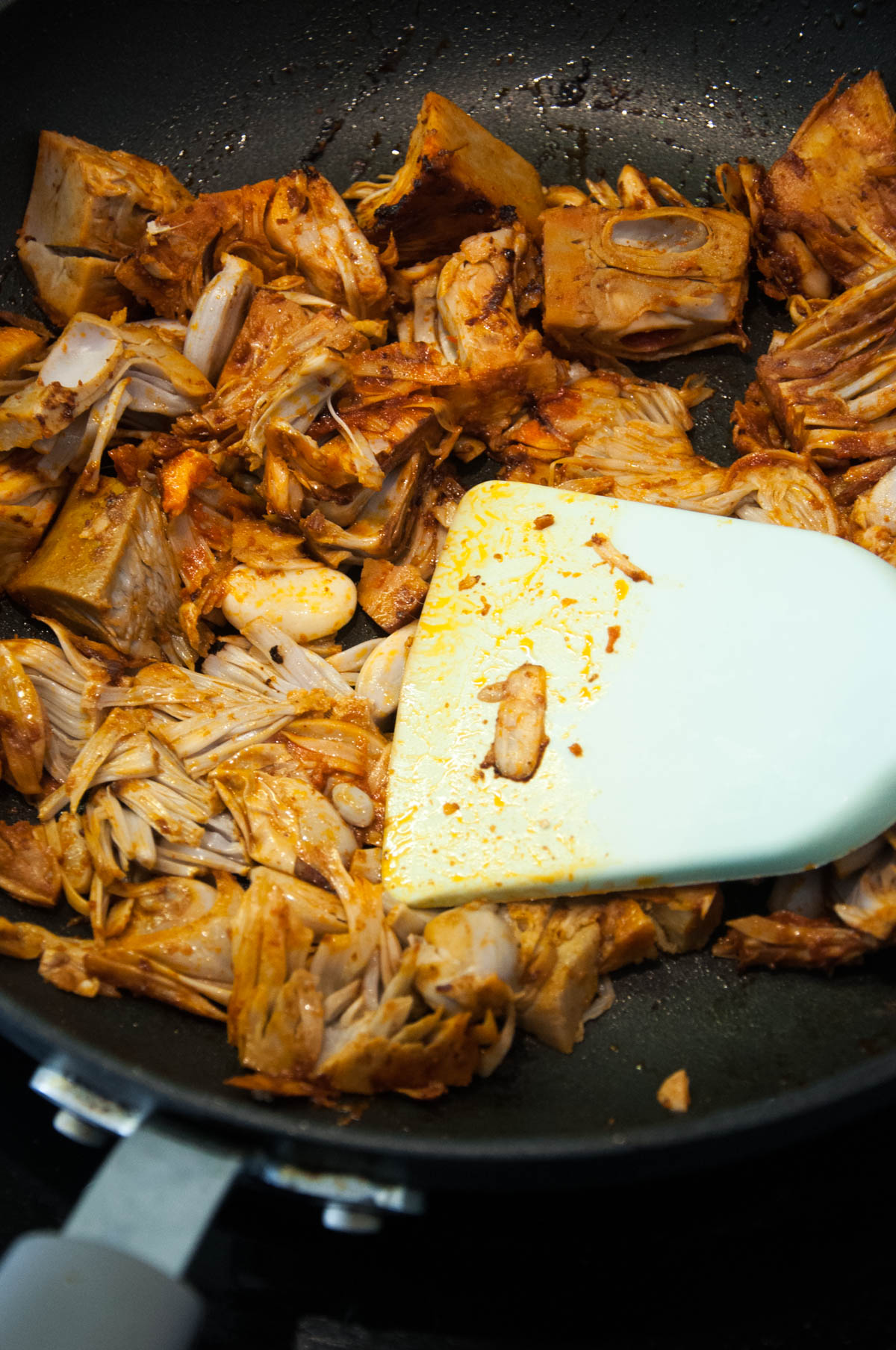 jackfruit in pan