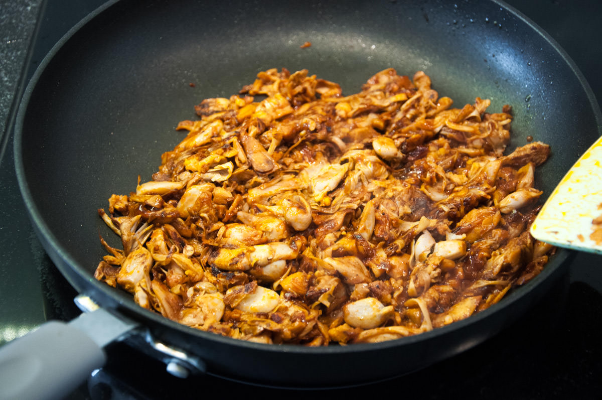 bbq pulled jackfruit in pan