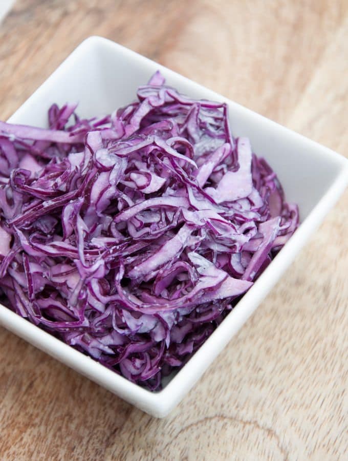 Easy & Vegan Garlic Slaw | ElephantasticVegan.com