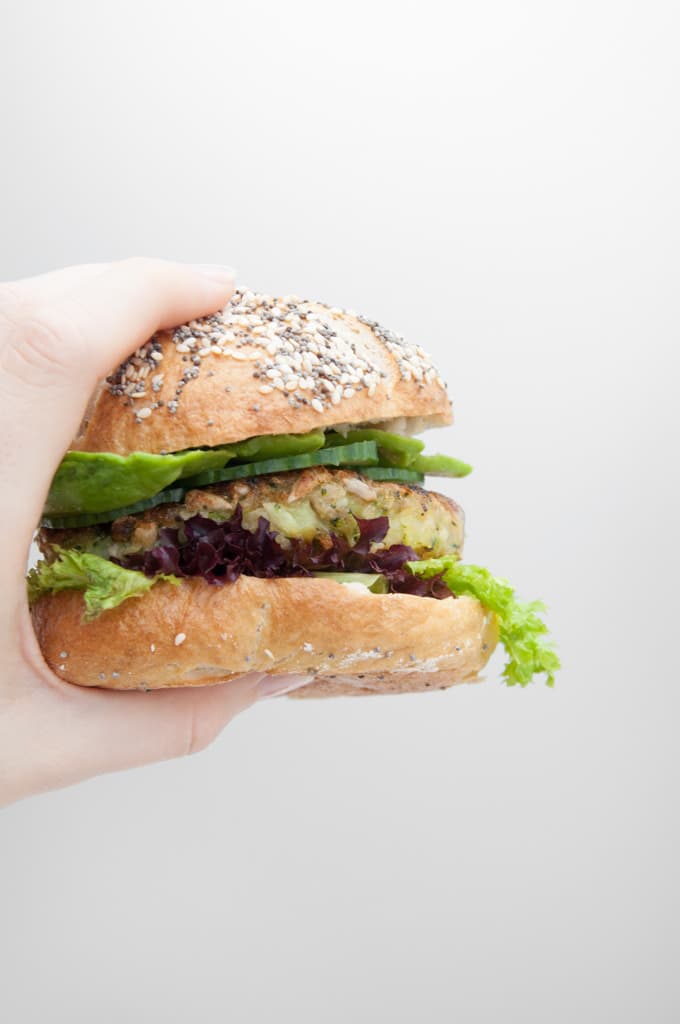 Green Veggie Burger | ElephantasticVegan.com