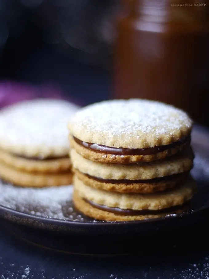 Alfajores Dulce de Leche Sandwich Cookies