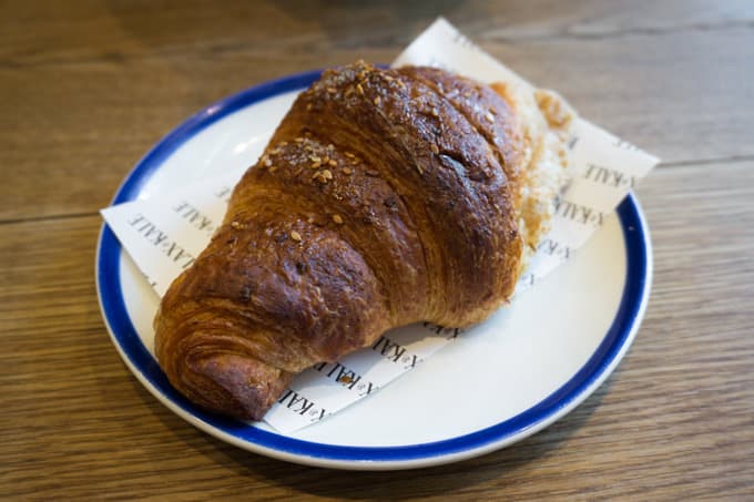 Flax & Kale - vegan spelt croissant