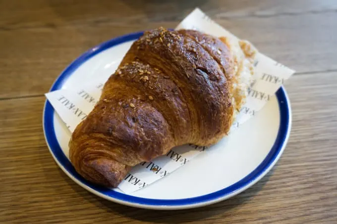 Flax & Kale - vegan spelt croissant