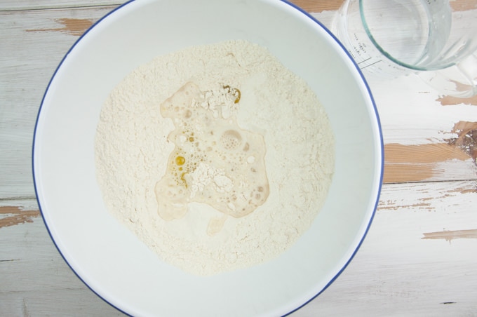 How to make yeast-free pizza dough