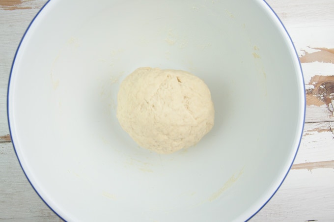 How to make yeast-free pizza dough