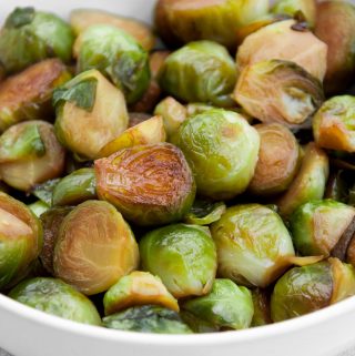 Pan-Roasted Brussels Sprouts in Soy Sauce | ElephantasticVegan.com