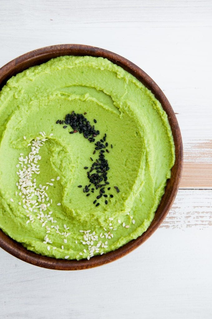 Oil-Free Spinach Hummus with black and white sesame seeds
