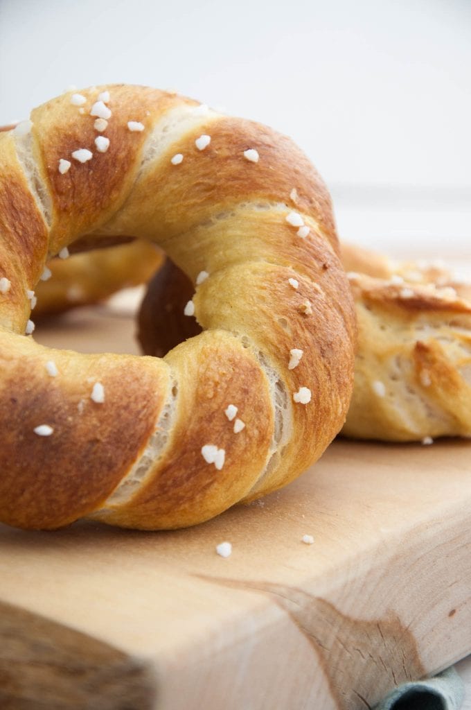 Twisted Pretzel Bagels