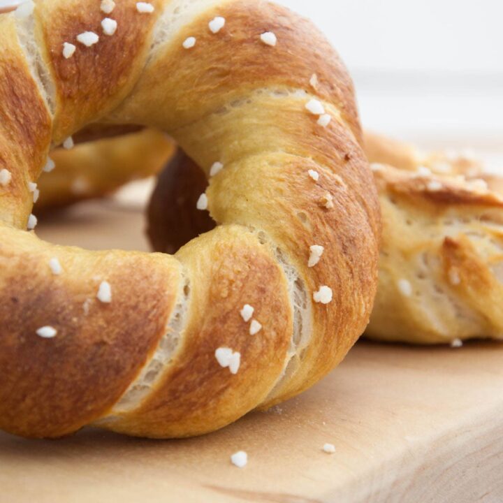 Twisted Pretzel Bagels Recipe Elephantastic Vegan