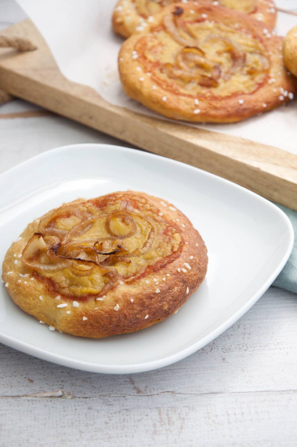 Vegan Mini Pretzel Pizzas with Cider Cheese Sauce Elephantastic Vegan