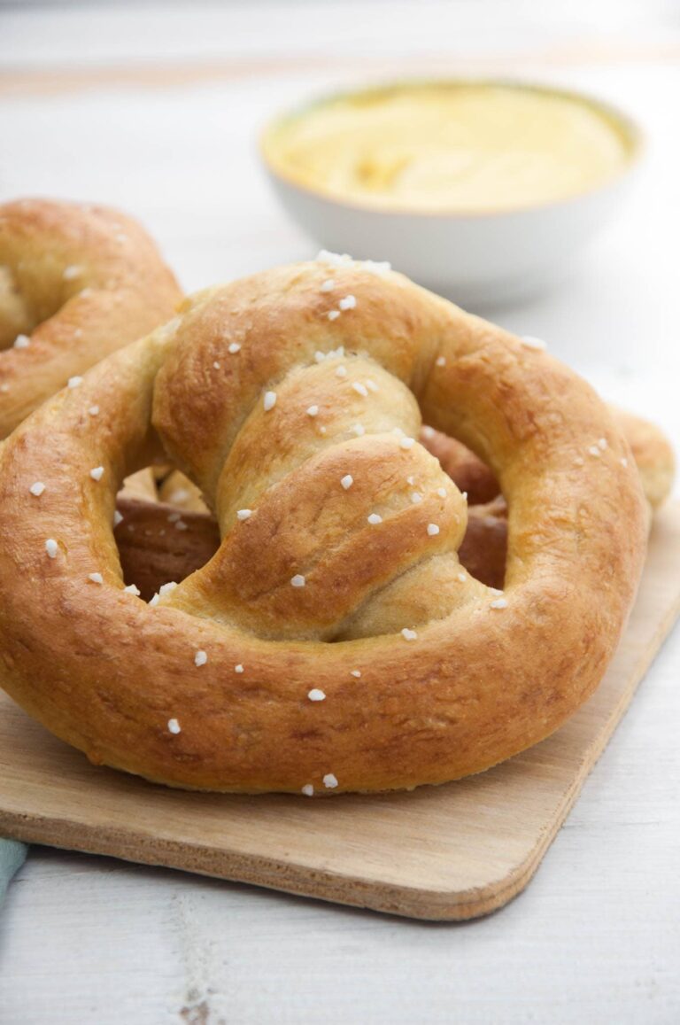 Vegan Soft Baked Pretzels Recipe Elephantastic Vegan