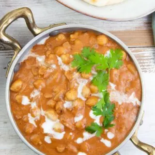 15-Minute Chickpea Curry (Vegan)