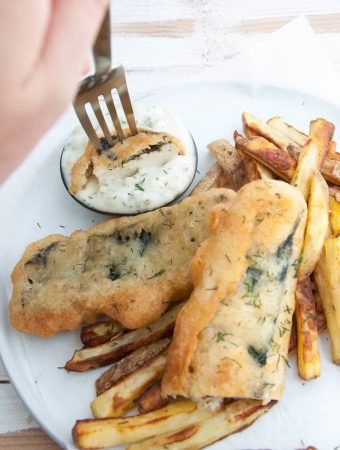Vegan Tartar Sauce with Tofish
