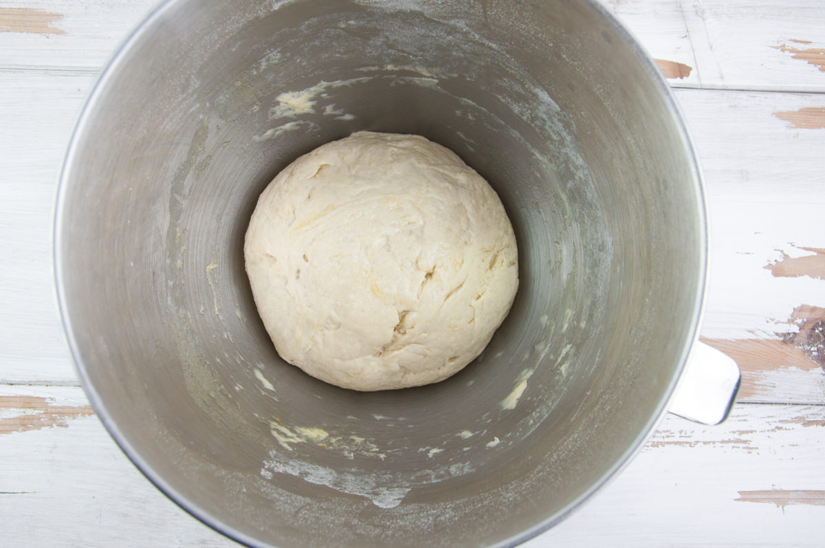vegan pizza dough before rising